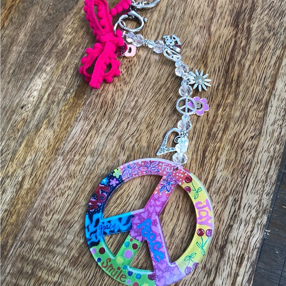 🌸Handmade Car Charm Rear Mirror “Peace” - Picture 3 of 8